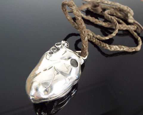 Contemporary Ludevine Human Heart Necklace Locket 925 Silver Marked Jewelry