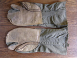 WW2 Memorabilia Canvas Leather Machine Gunners Gloves - Yesteryear Essentials
 - 9