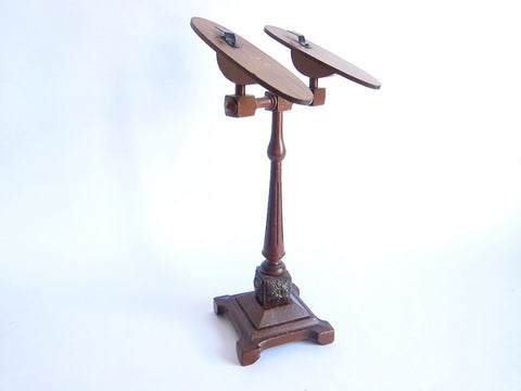 Victorian Wooden Shoe Display Stand - Yesteryear Essentials
 - 1