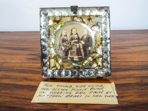 Antique Photograph ~ Commodore Nutt & Warren Sisters